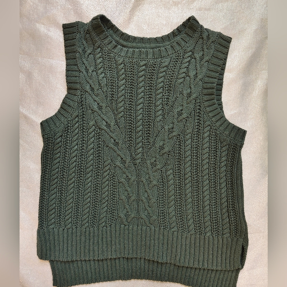Rachel Zoe Olive Green Cable Knit Sweater Vest Women's Sz Small EUC